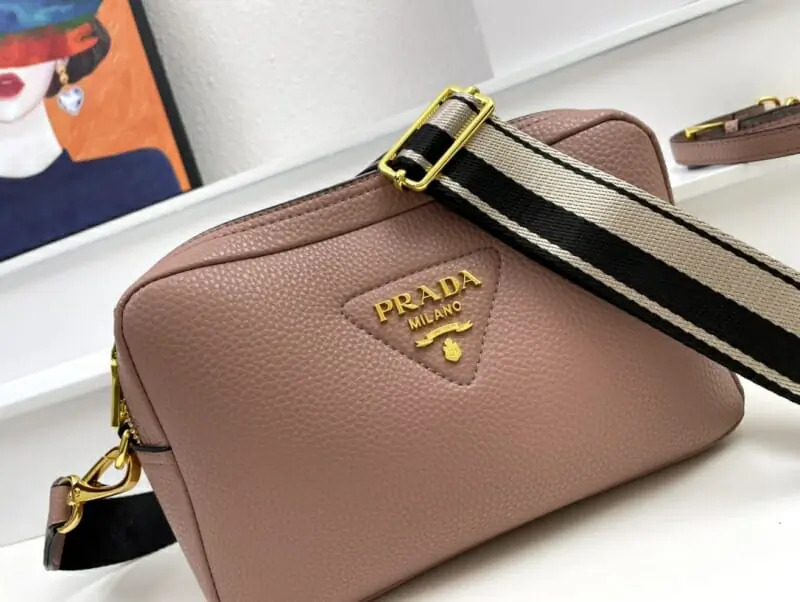 prada aaa qualite mini sac a main pour femme s_12230243